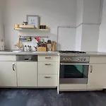 公寓 Gemuetliche Vier-zimmer-ferienwohnung 