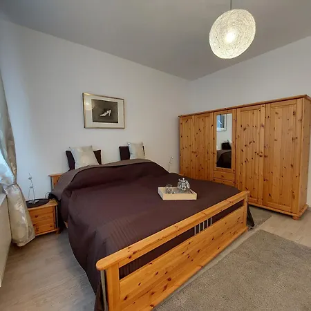 Gemuetliche Vier-zimmer-ferienwohnung 