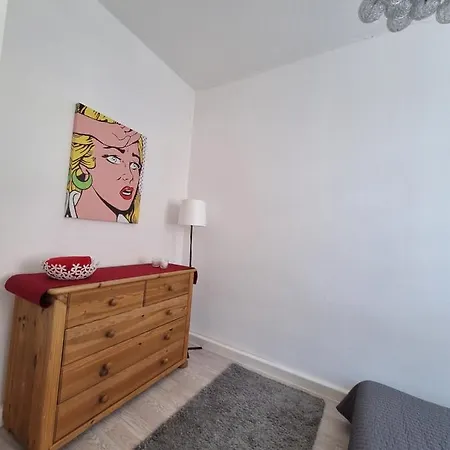 Gemuetliche Vier-zimmer-ferienwohnung 